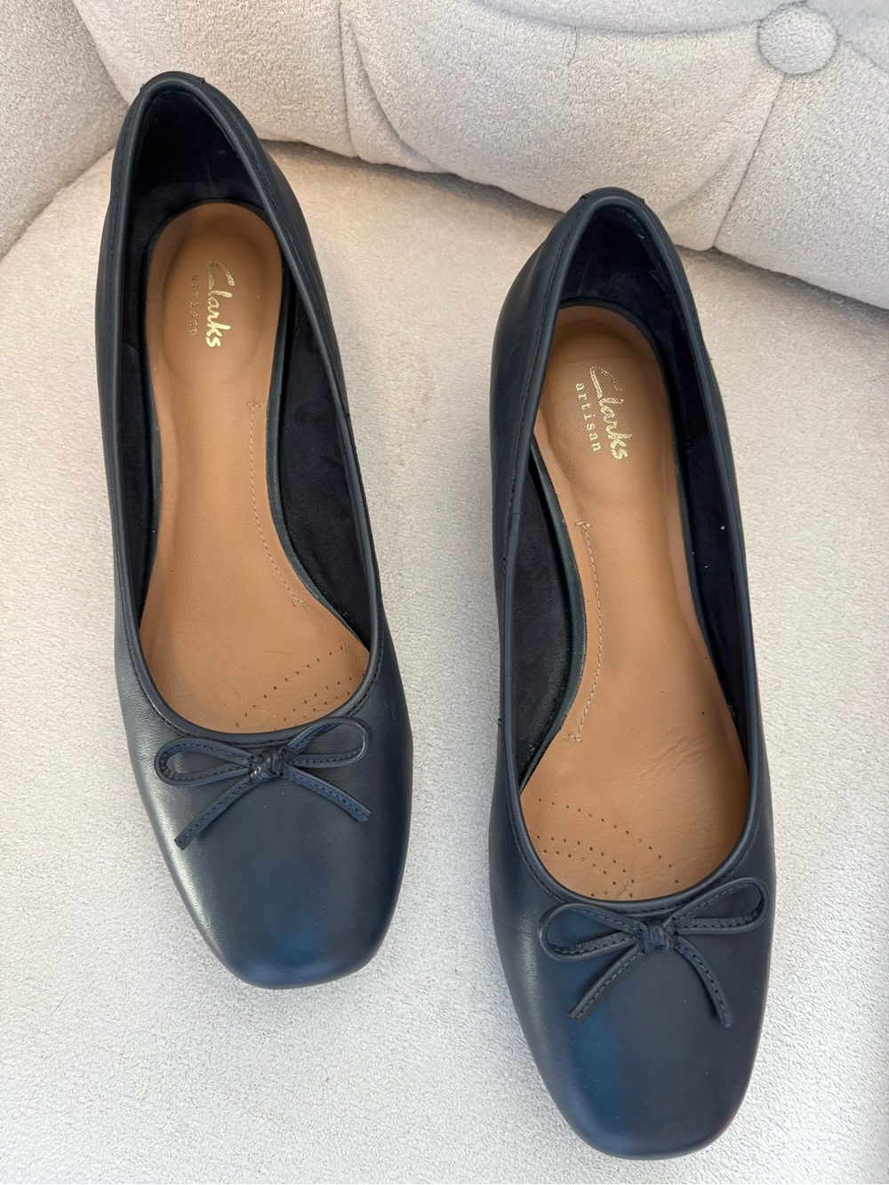 Clarks Navy Blue Artisan Square-Toe Ballet Shoes with Bow Size 11